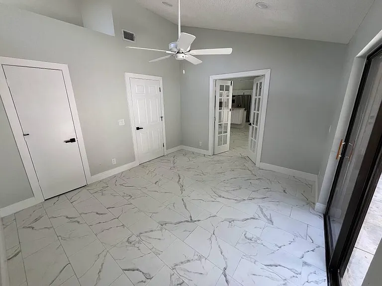 4397 Woodstock Dr #A — Photo 12