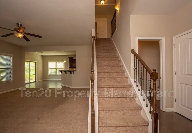 2510 Ridgewood Way — Photo 29