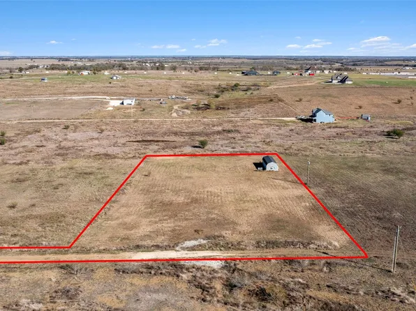 422 County Road 451, Coupland, TX 78615
