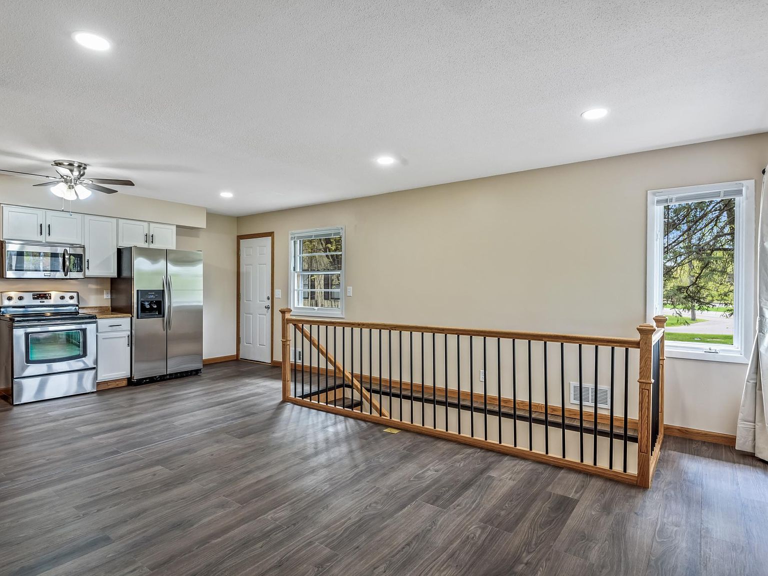 4654 W Broadway Ave, Robbinsdale, MN 55422 Zillow