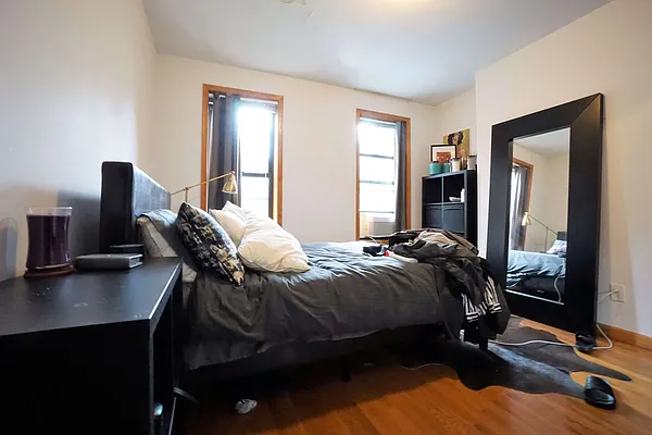 Rented by Compass | media 2