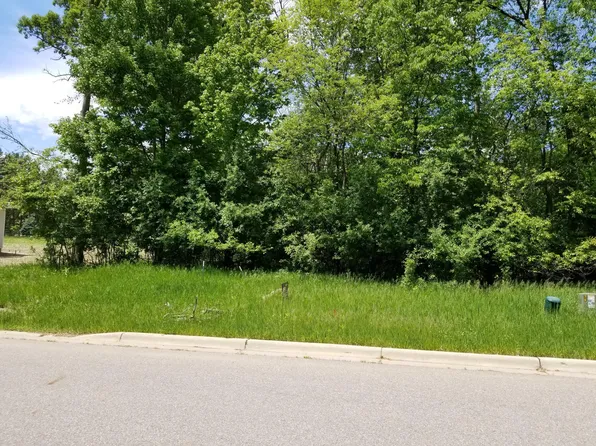 1663 39th St S, Saint Cloud, MN 56301