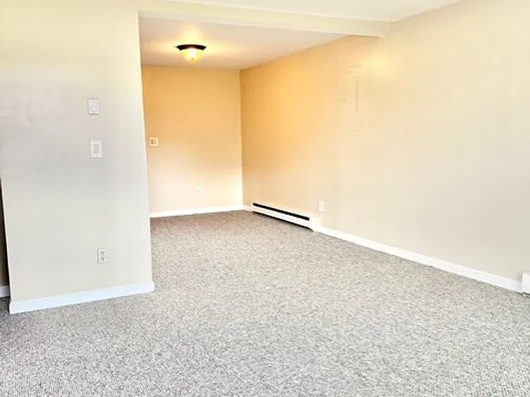 120 Hinsdale St — Photo 6