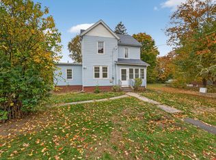 24 Lyness St, Manchester, CT 06040