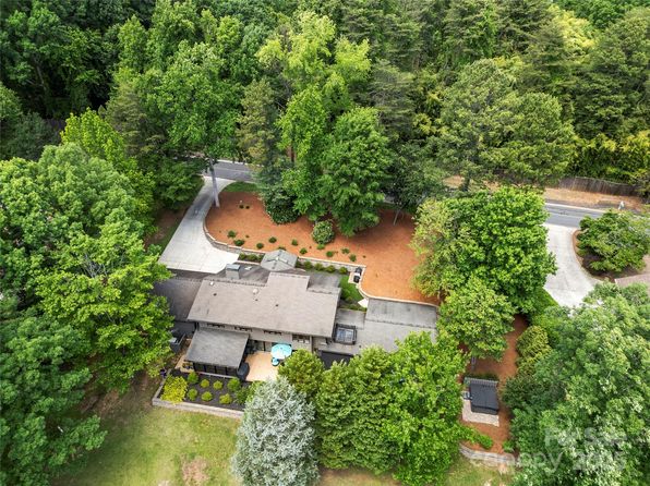 54 Honeysuckle Woods, Clover, SC 29710