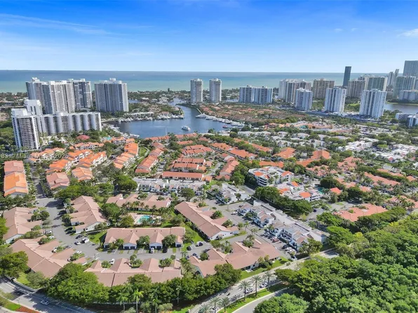 21216 Harbor Way APT 158-15, Aventura, FL 33180