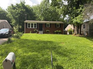 1424 Daniel St, Clarksville, TN 37040