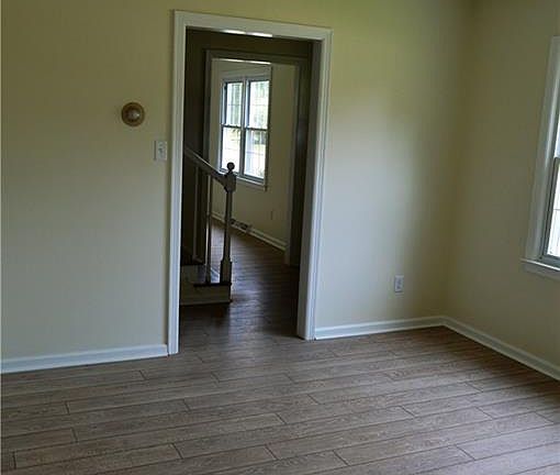 2nd image of 604 Wilmington Ave