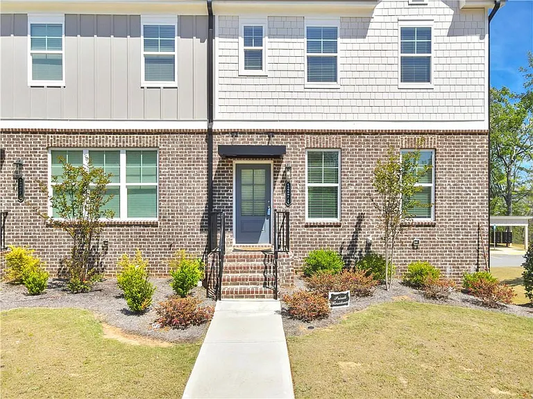 1274 Ainsworth Aly — Photo 4