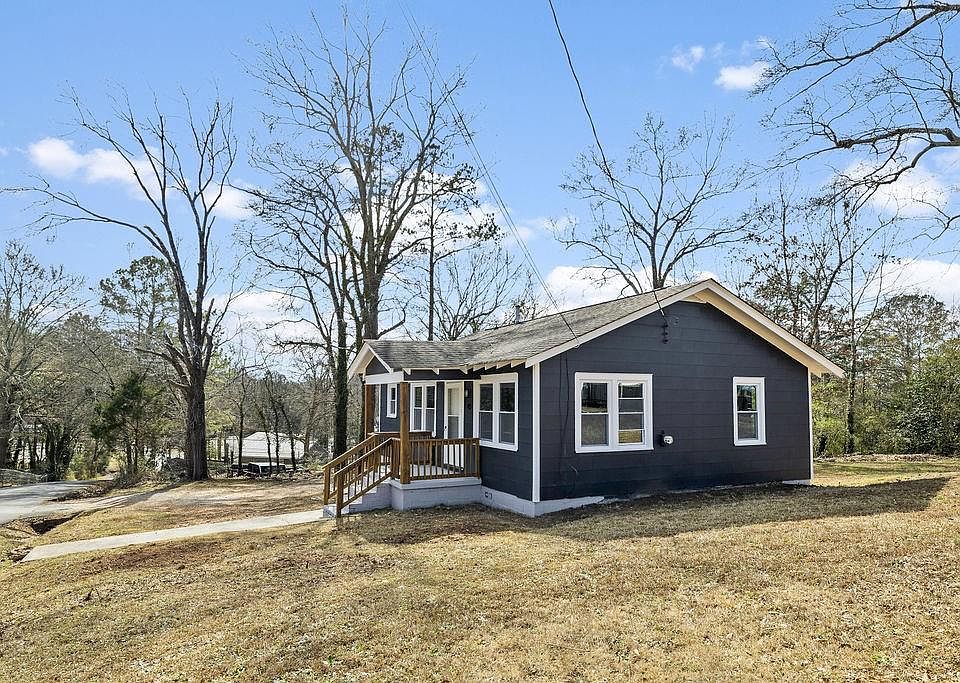 1st image of 40 Clervue Cir NE