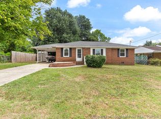 5117 Utile Rd, Fayetteville, NC 28304