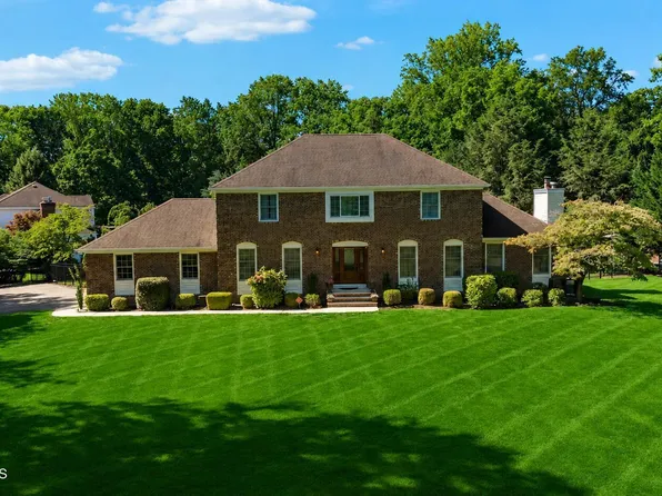 1 Cook Place, Middletown, NJ 07748