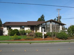 24003 16th Ave S, Des Moines, WA 98198