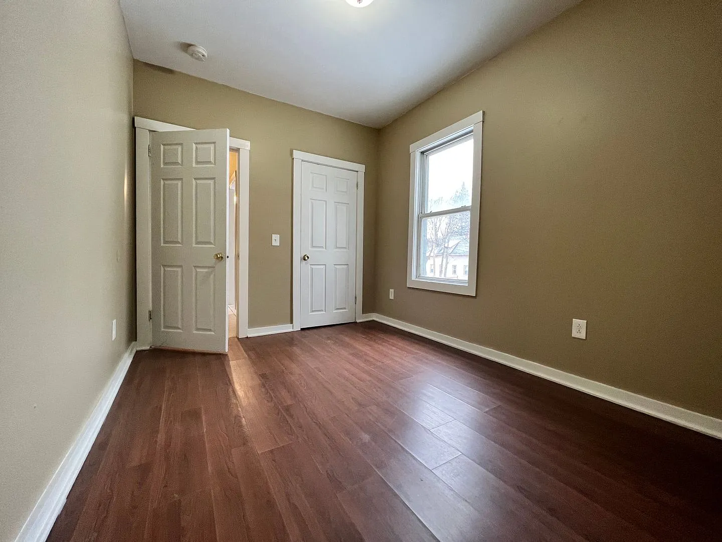 38 Spruce — Photo 2