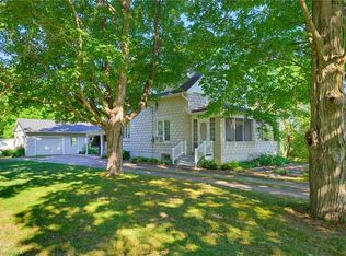 321 Pinehurst Rd, Brant, ON N3L 3E2