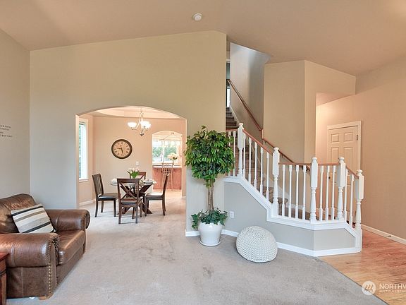 2nd image of 9405 Budd Court NE
