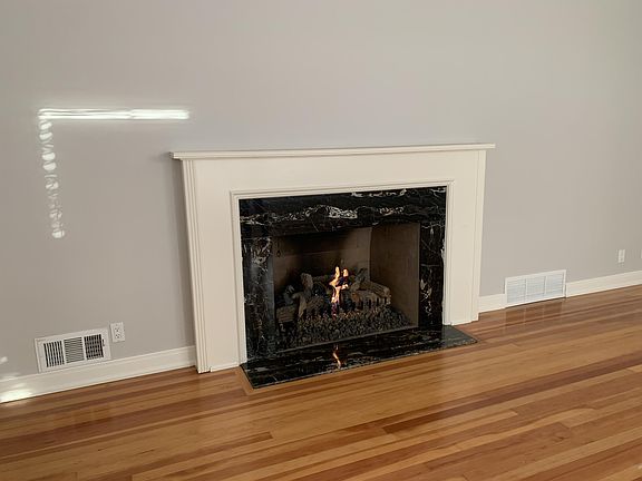 5th image of 2186 E Laird Way