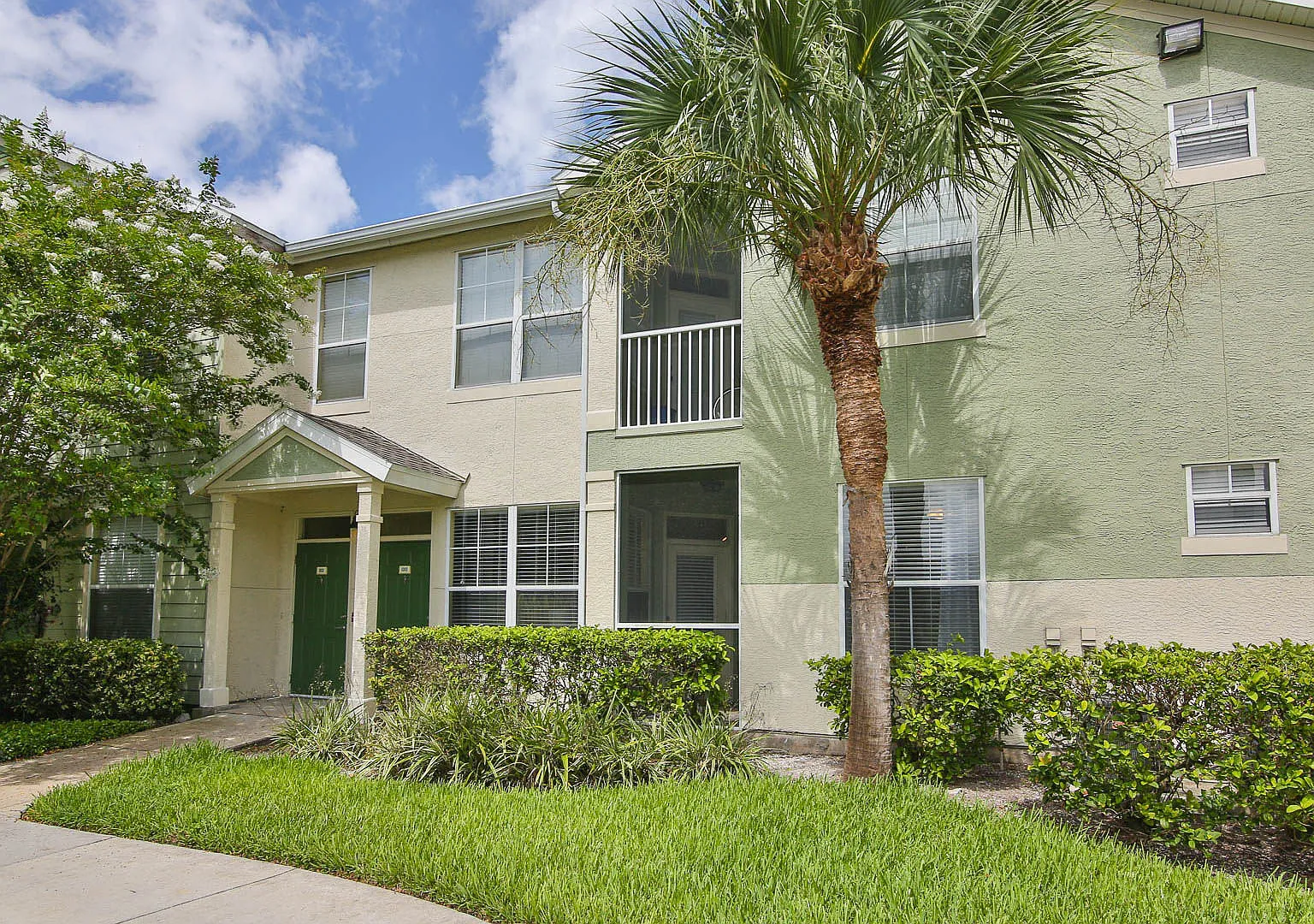 Springs at Palma Sola Apartments — Photo 1