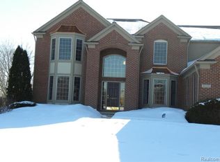 48221 Central Park Dr, Canton, MI 48188
