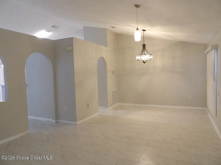 249 Higgins Ave NW — Photo 10