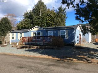 909 N 1st Ave, Rockaway Beach, OR 97136