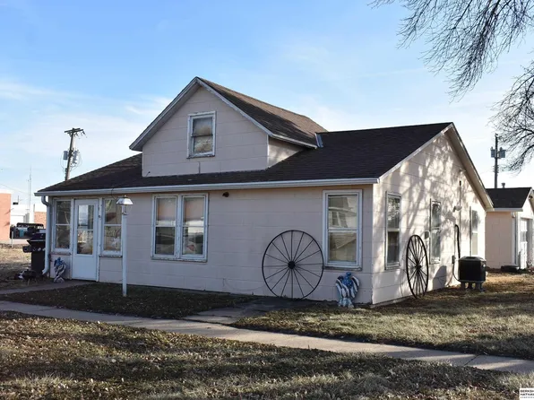 241 W 8th St, North Bend, NE 68649