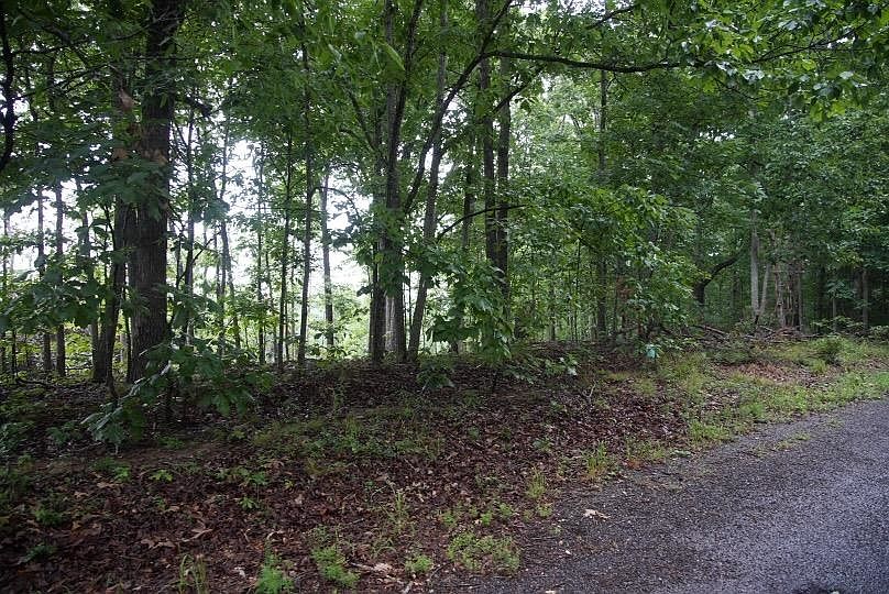 1st image of 650 Ridge Rd