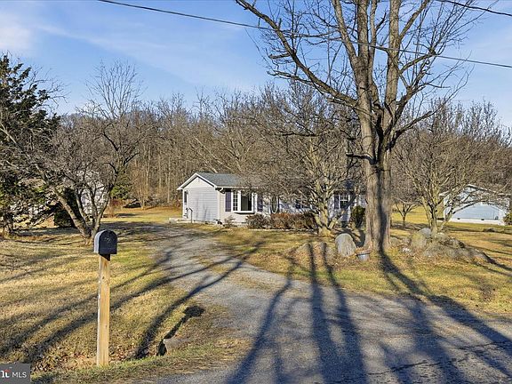 2nd image of 467 Ruebuck Rd