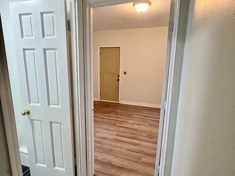 207 S 17th Ave E #1 — Photo 5
