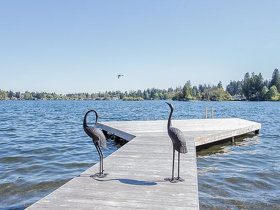 4th image of 10025 Lake Steilacoom Dr SW