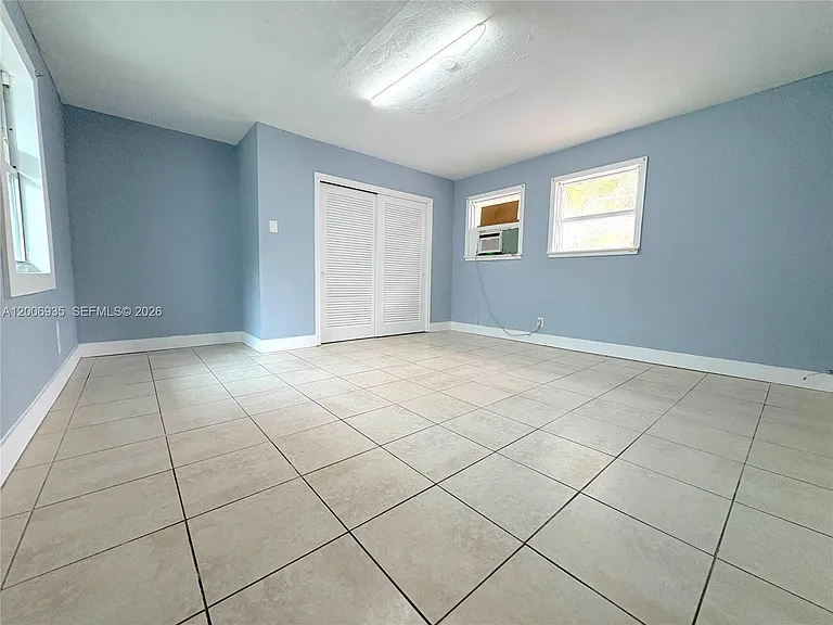 1815 McKinley St #9 — Photo 5