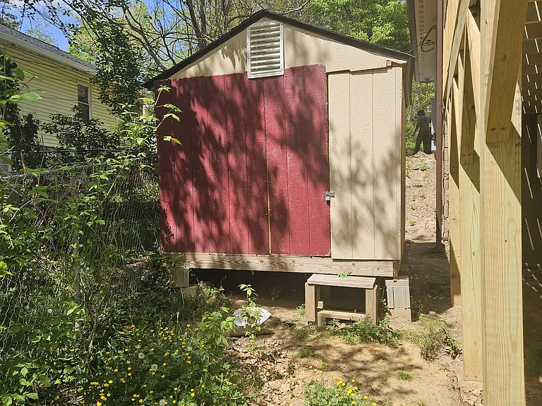 347 State St — Photo 6