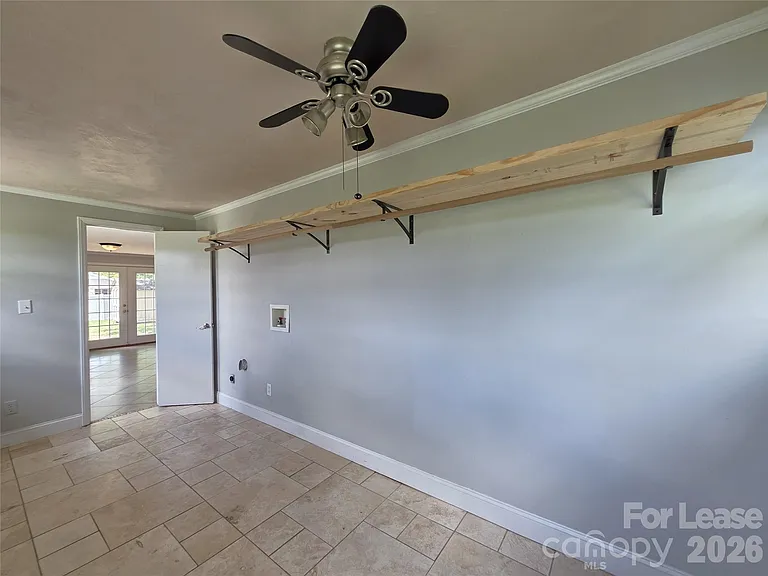 1052 Rembrandt Dr SW — Photo 24