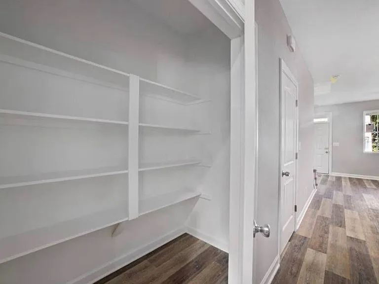 833 A Ave — Photo 10