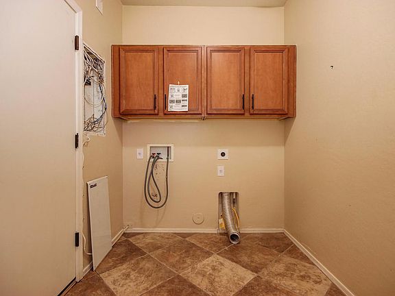 4th image of 3659 N 292nd Ln