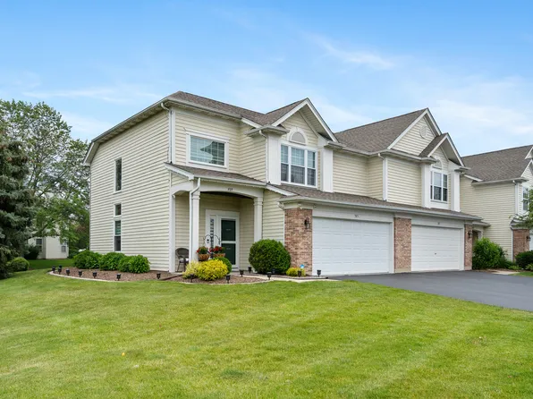 925 Waterford Ln, Elk Grove Village, IL 60007