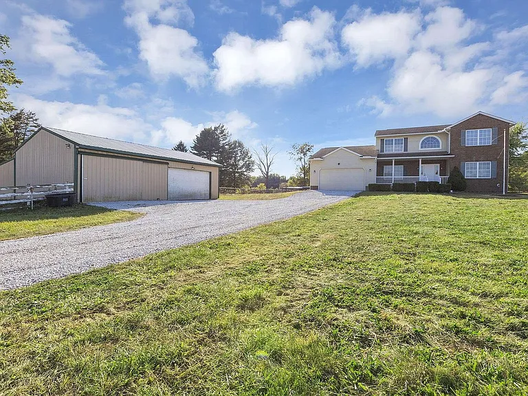 2453 Ryan Rd SE — Photo 52