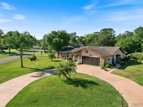 85 Greentree St, Homosassa, FL 34446