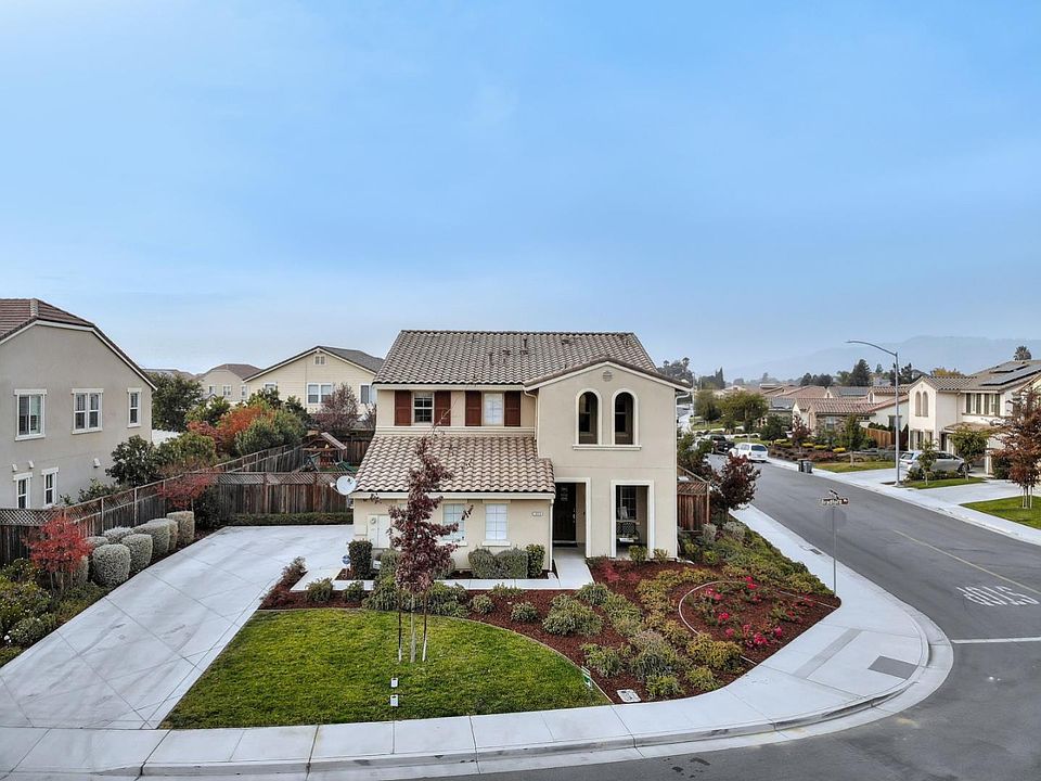 1st image of 1655 Bradford Way