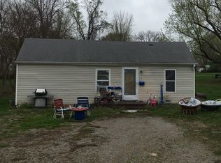 15704 E T C Lea Rd, Independence, MO 64050