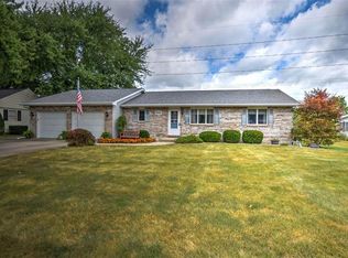 610 W Wildwood Dr, Mt Zion, IL 62549