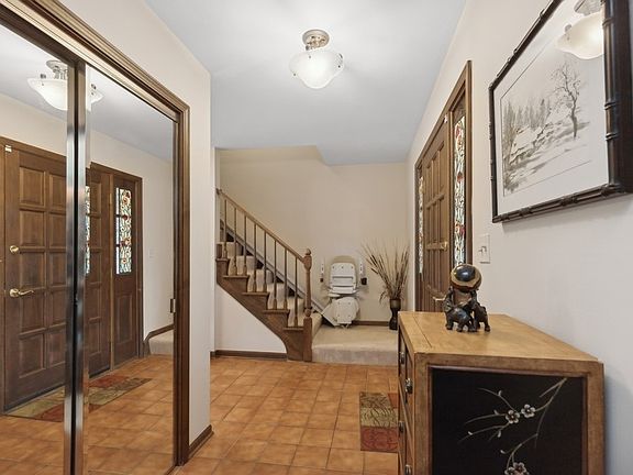 3rd image of 14332 W Towne Trl