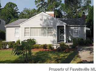 306 Valley Rd, Fayetteville, NC 28305