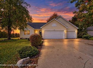 3999 Marimba Ln, Holt, MI 48842