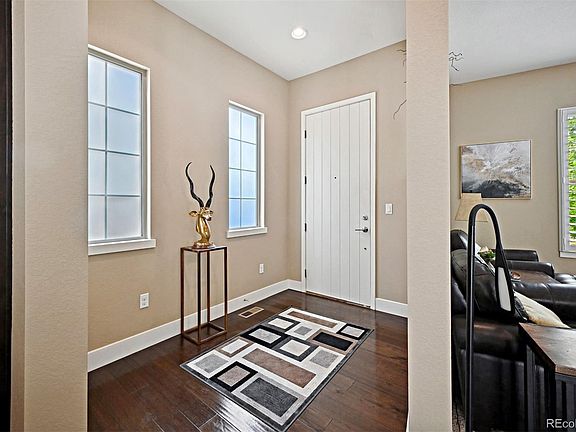 4th image of 15569 W La Salle Avenue