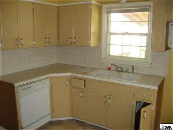3rd image of 2437 N 36th St