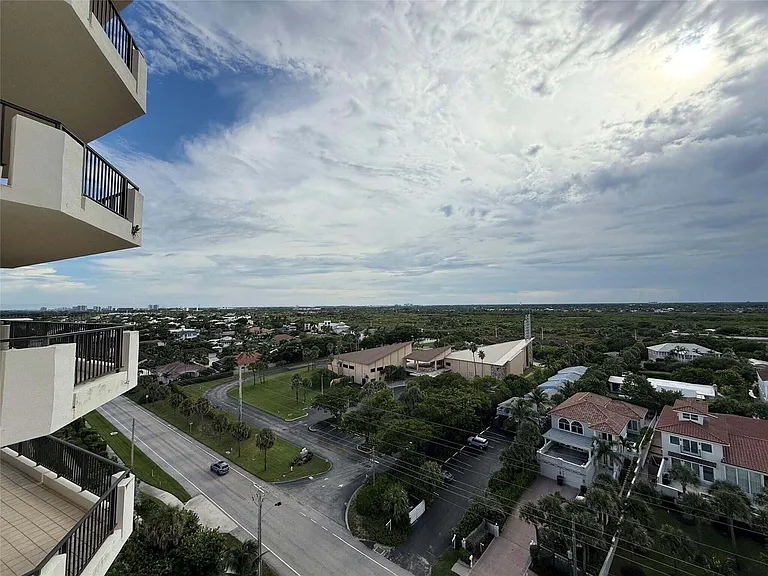 800 Ocean Dr #1104 — Photo 35