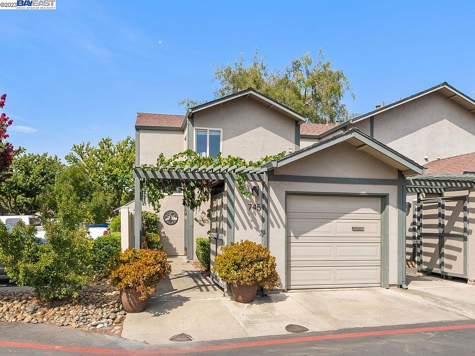 745 Sandpiper Cmn, Livermore, CA 94551 Zillow