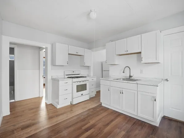 7 Glendell Ter, Springfield, MA 01108