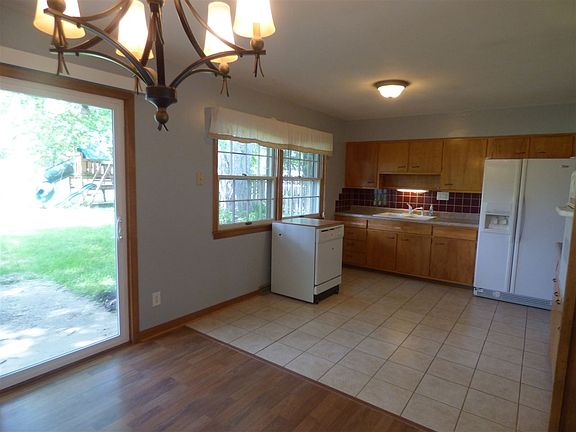 4th image of 4805 W Peachtree Ln